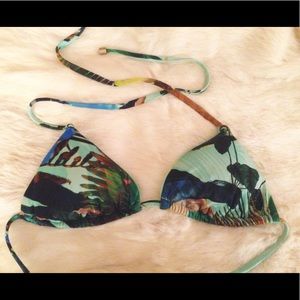 pattern triangle top